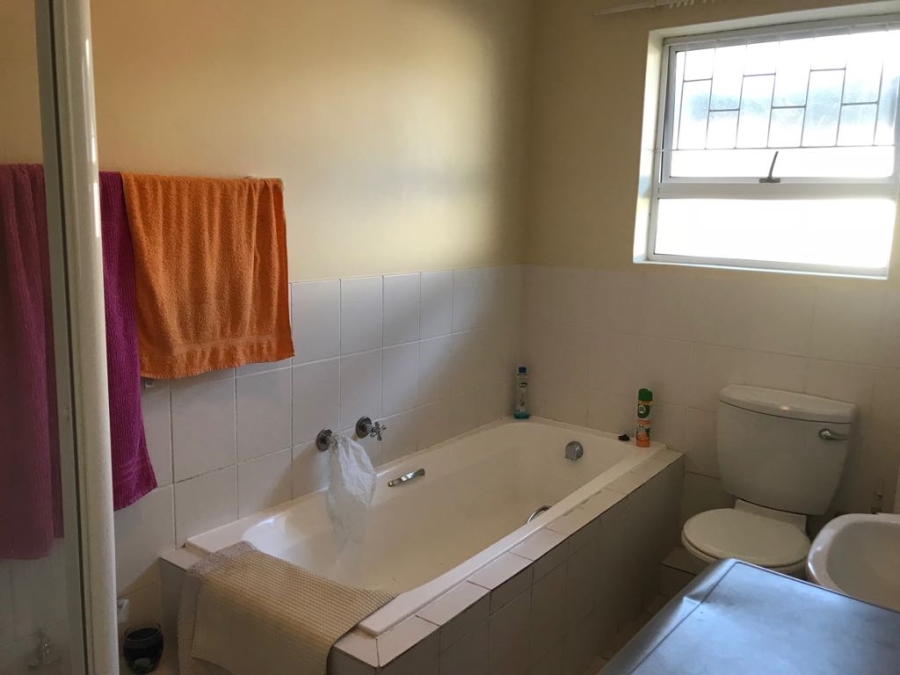 1 Bedroom Property for Sale in Bellville Central Western Cape